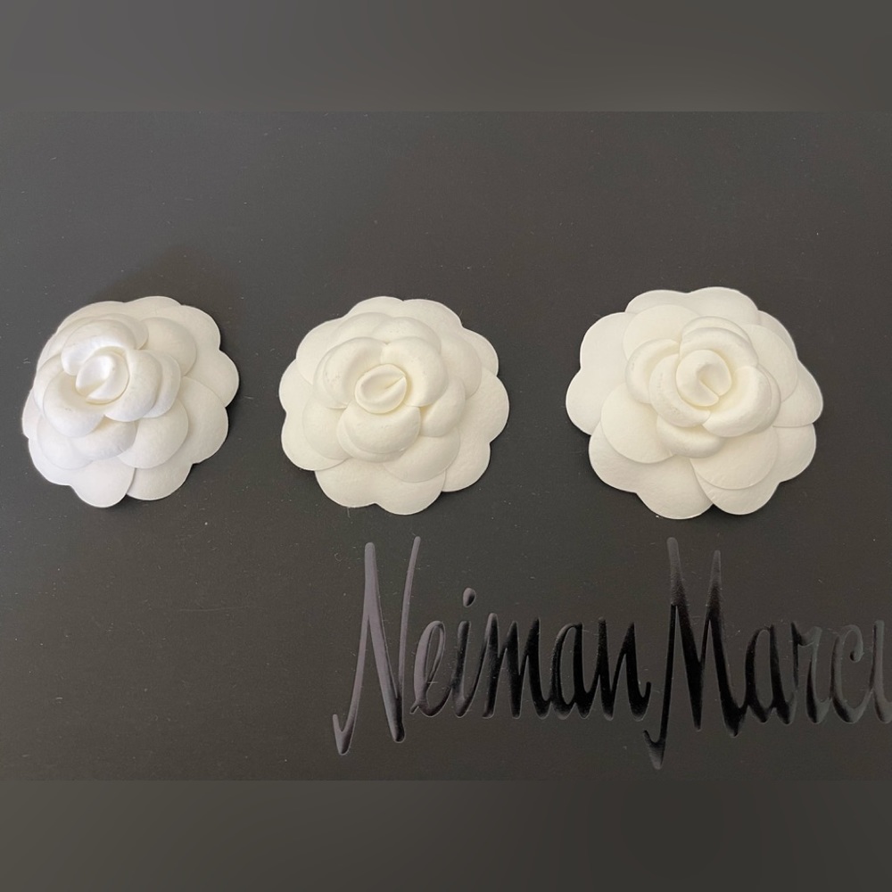 Chanel Camélia Sticker